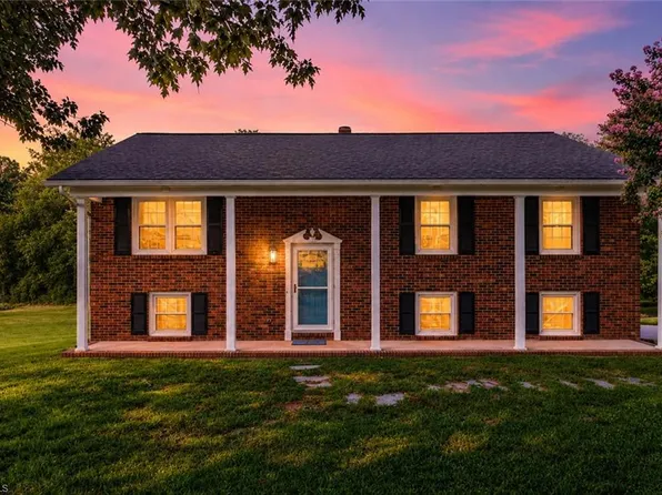 2910 Old Highway 60 Hwy, Ronda, NC 28670