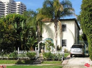 10471 Wellworth Ave, Los Angeles, CA 90024