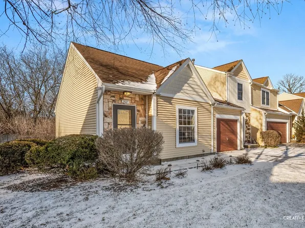 2027 Teton Pkwy, Algonquin, IL 60102