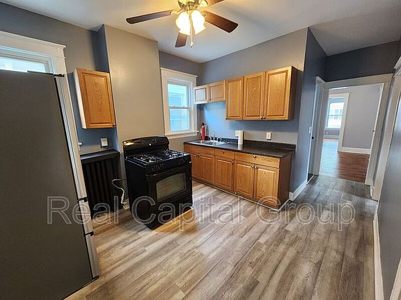 5th image of 37 Hurlbut St Floor 2