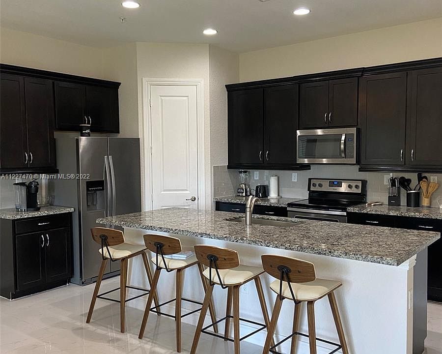 1st image of 11318 SW 16th St #111318