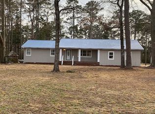 756 Hubs Rec Rd, Belhaven, NC 27810