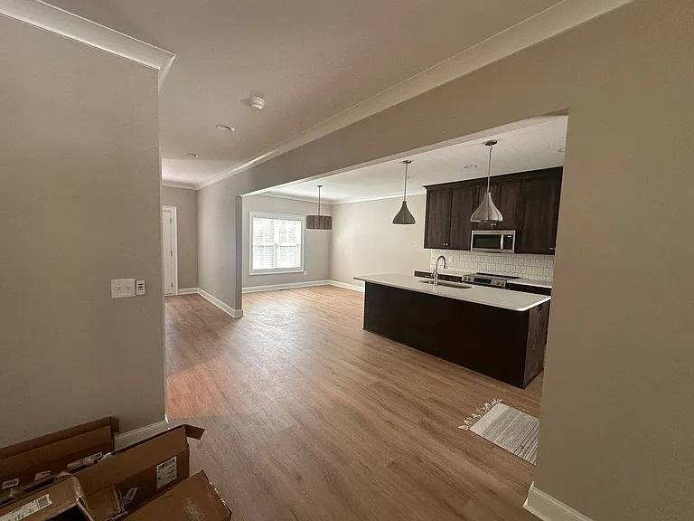 2130 S Lumpkin St — Photo 34