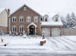 14 Belton Ave E, Ottawa, ON K2S 1G7