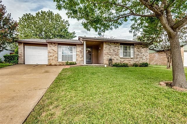 1st image of 2203 Brookdale Dr