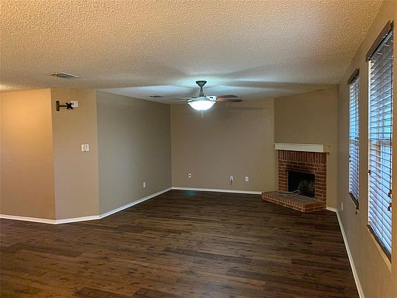 4th image of 1436 Windy Meadows Dr