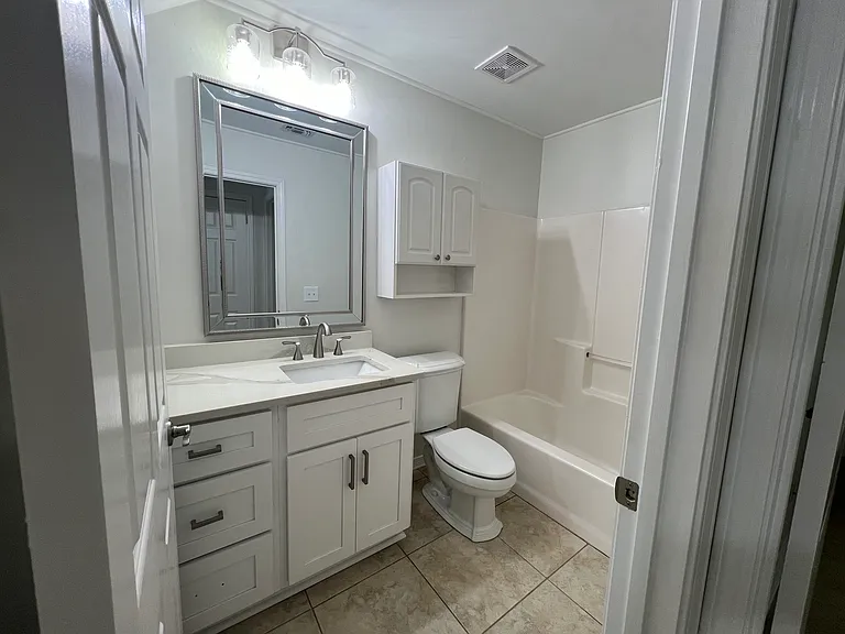 158 Stearns St — Photo 5