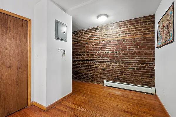 Rented by Christie's International Real Estate Group, LLC | media 4