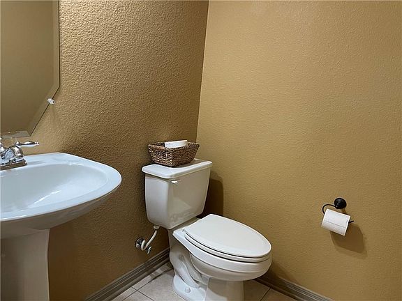4th image of 11524 Cherisse Dr