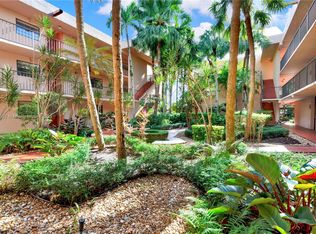 10985 SW 107th St APT 114, Miami, FL 33176