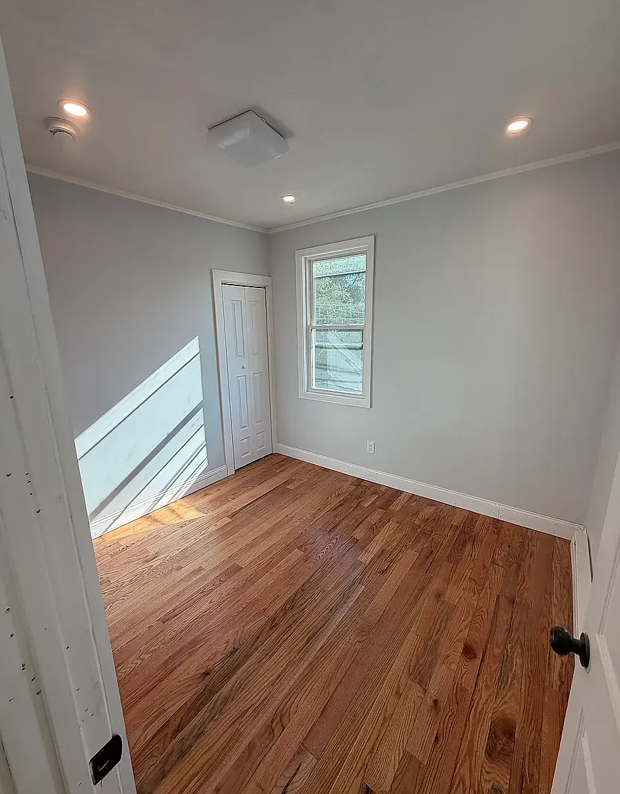 2 bed, 700 sqft, $1,740 — Photo 4