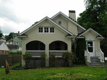 1st image of 427 Arbor Ave SE