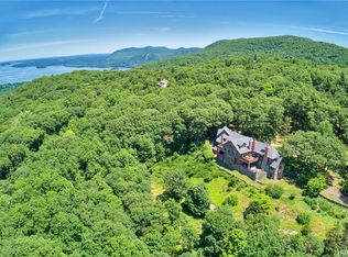 6 Sengen Ln, Cornwall On Hudson, NY 12520