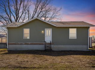 69438 260th St, Colo, IA 50056