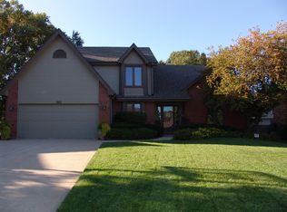 662 N 148th St, Omaha, NE 68154