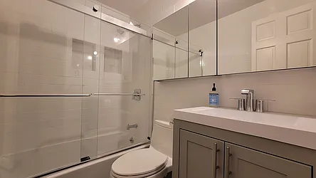 Rented by Julien Aractingi, LREB