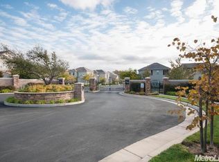 9030 Crescenda Ln, Orangevale, CA 95662