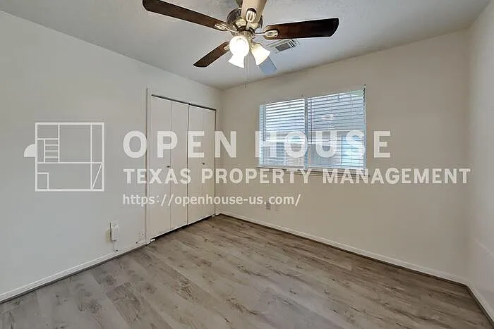 1915 Creston Dr — Photo 13