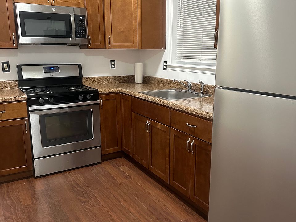 1st image of 15 Naples Ave APT 3