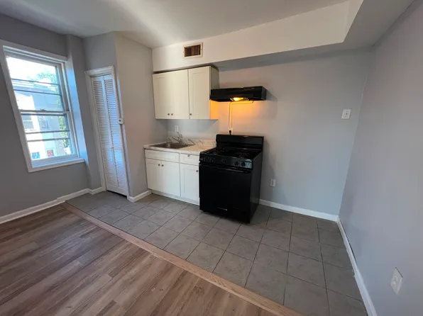 314 Market St #9, Paterson, NJ 07501