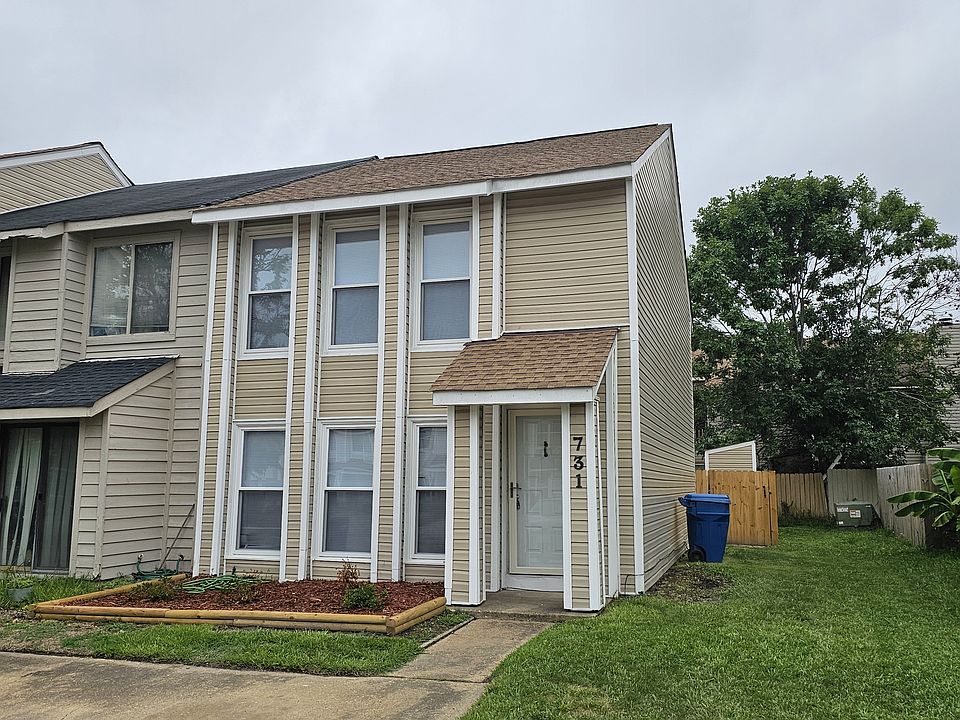 1st image of 731 Woodbox Dr