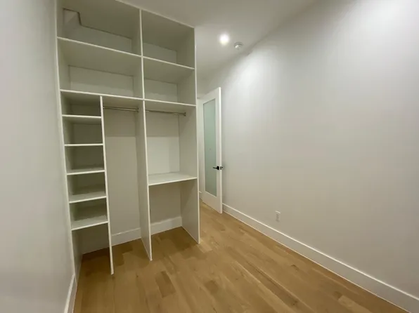 6 Saint Nichlas Avenue image 8 of 21