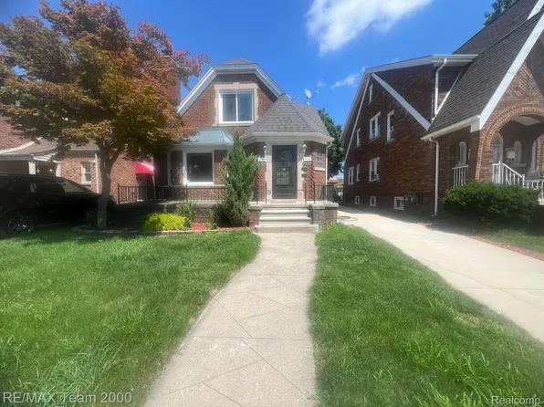 7434 Reuter St, Dearborn, MI 48126