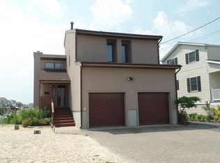 203 4th Ave, Manasquan, NJ 08736