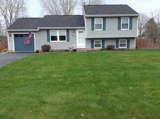 9474 Glengarriff Dr, Brewerton, NY 13029