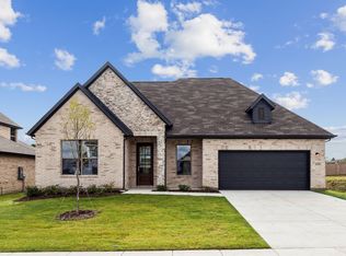 1422 Golden Meadow Dr, Van Alstyne, TX 75495