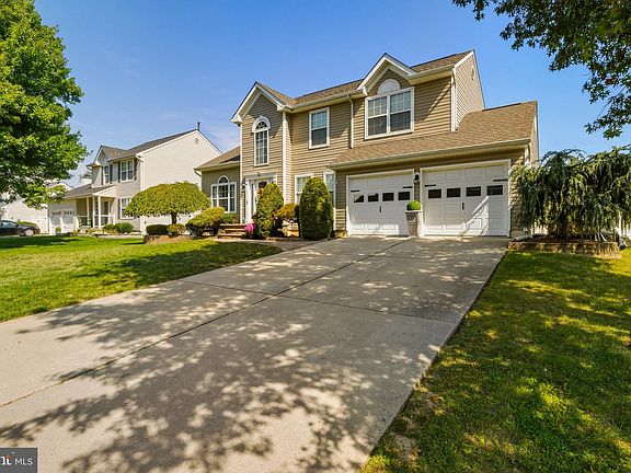2nd image of 65 Easton Dr