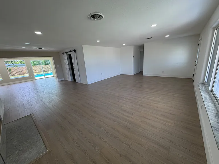 1822 Banyan Tree Dr — Photo 14