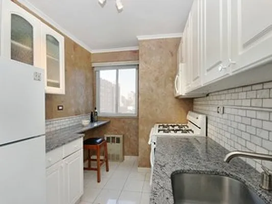 Sold by Corcoran | media 2