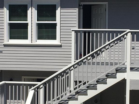 5th image of 2803 Q St