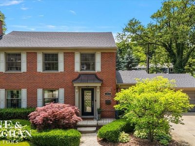 1013 Kensington Ave, Grosse Pointe, MI, 48230