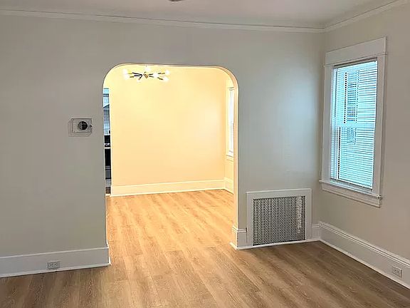 4th image of 91-36 87th St #1B