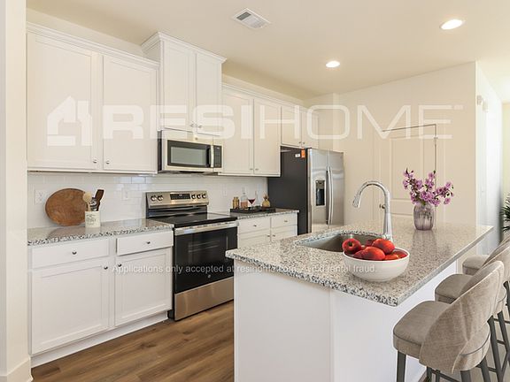 4th image of 144 Bear Cir