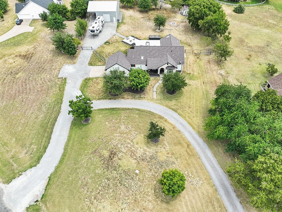 1st image of 193 Peggy Ln