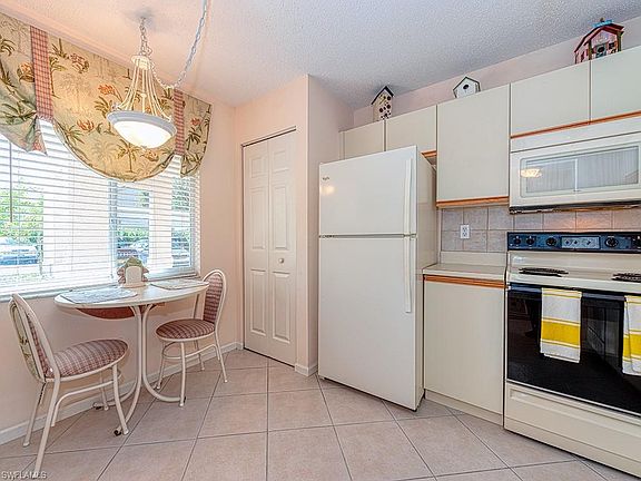 4th image of 7105 Dennis Cir #E-103