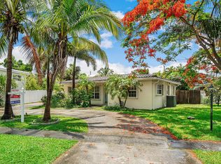 1230 NE 4th Ct, Boca Raton, FL 33432