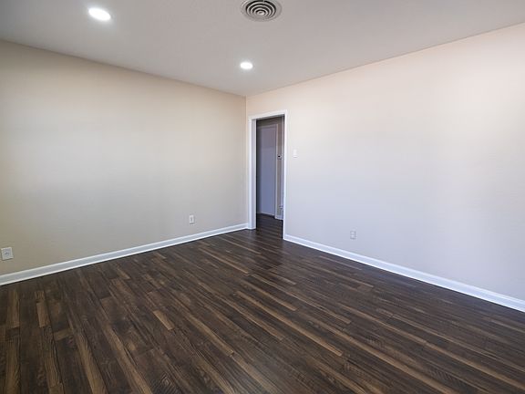 2nd image of 8125 Tumbleweed Trl