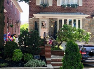 5810 183rd St, Fresh Meadows, NY 11365