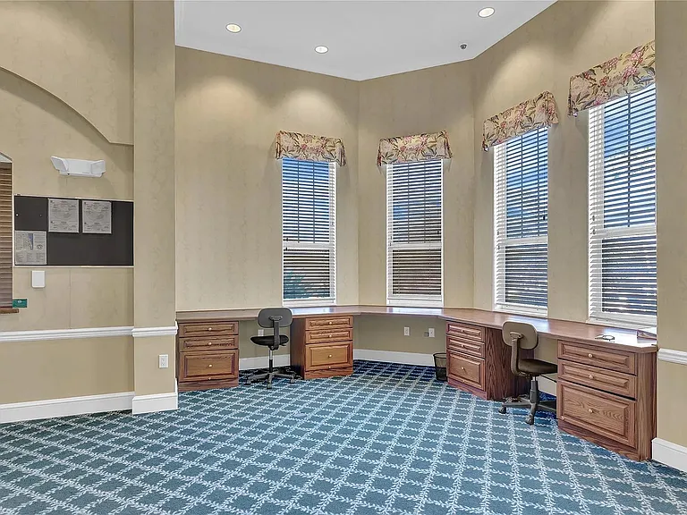 5020 Fairways Cir #J206 — Photo 24