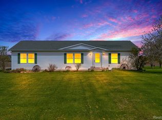 2326 Burnsline Rd, Brown City, MI 48416