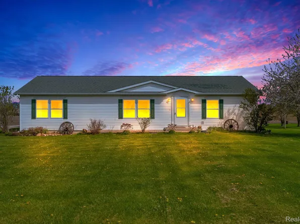 2326 Burnsline Rd, Brown City, MI 48416