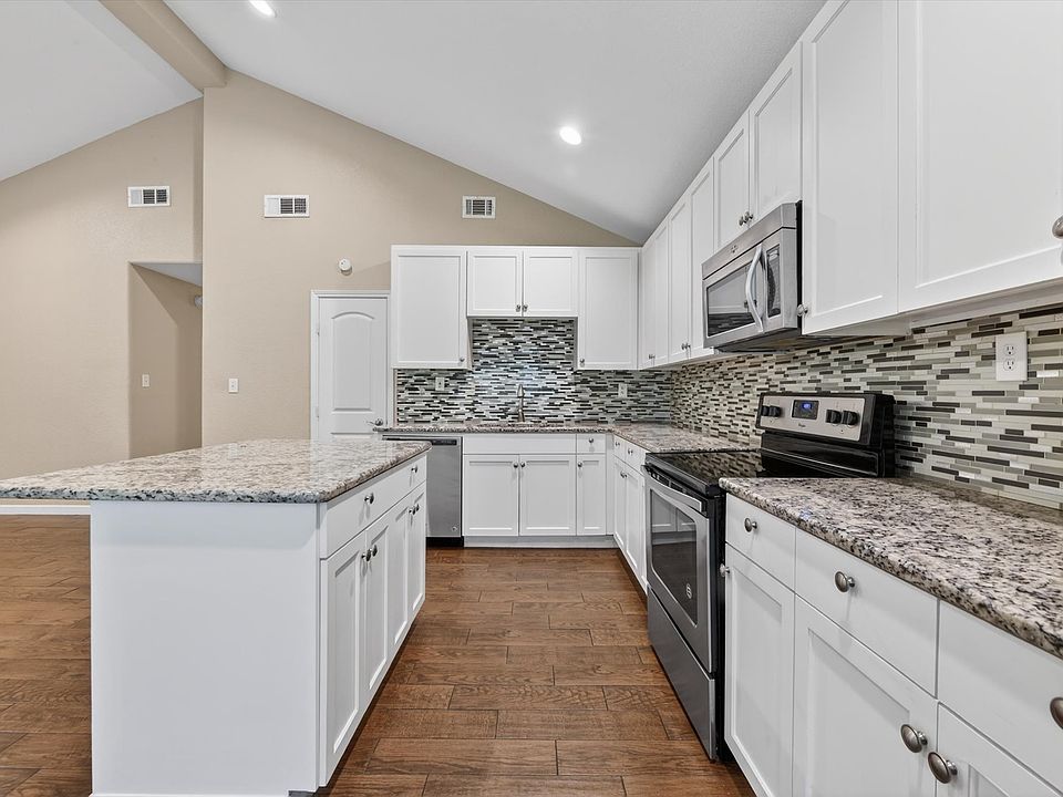1st image of 2908 Mistywood Ln