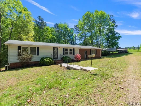 187 Marengo Village Rd, La Crosse, VA 23950