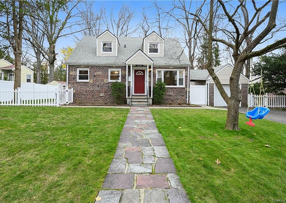 1st image of 214 Alta Vista Dr
