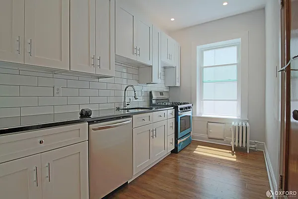 Rented by Oxford Property Group | media 20