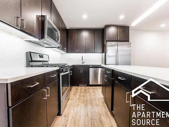 5th image of 2942 N Halsted St #7eqpwt607